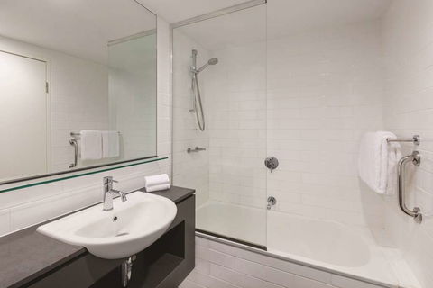 Vibe Hotel Darwin Waterfront - Australia Shopping 5