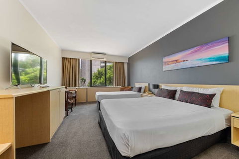 Hotel Frontier Darwin - Australia Shopping 3