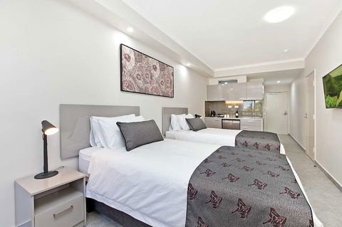 Argus Hotel Darwin - Australia Shopping 3