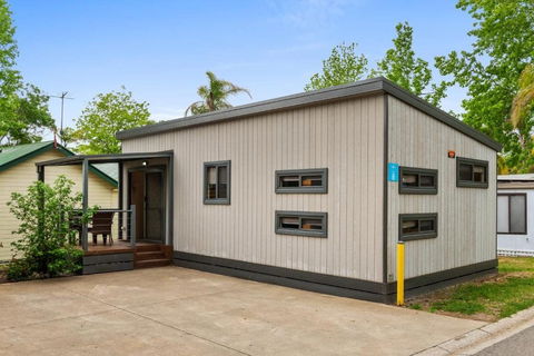 Discovery Parks Lake Hume - Accommodation Australia 1