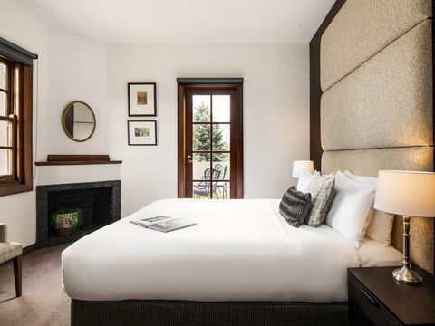 Peppers Mineral Springs - Australia Shopping 2