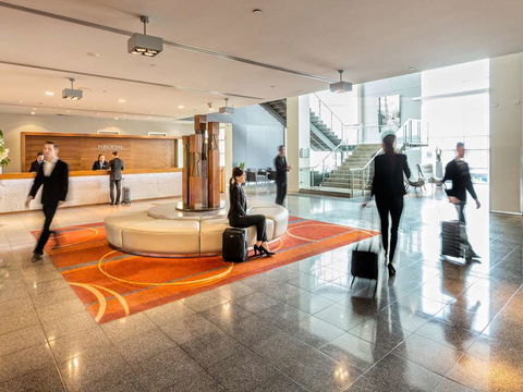 PARKROYAL Melbourne Airport - Australia Shopping 2