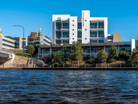 Mercure Sunshine Coast Kawana Waters - Australia Shopping 0