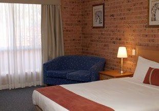Akuna Motor Inn - Accommodation Australia 0