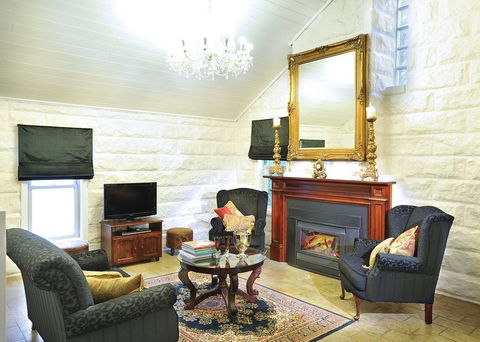 Adeline Bed & Breakfast - Local Tourism 3