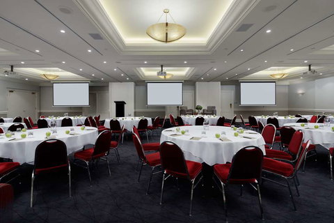 Rydges Newcastle - Local Tourism 6