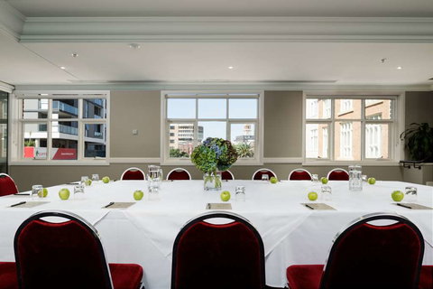 Rydges Newcastle - Local Tourism 9