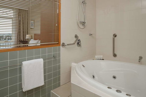 Rydges Newcastle - Local Tourism 14