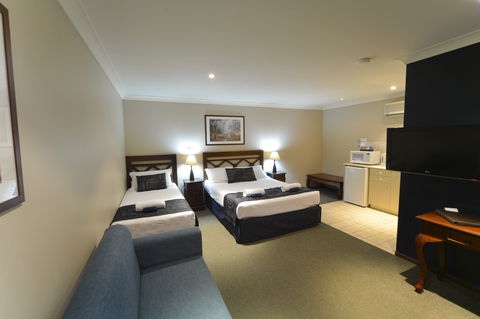 Wattle Grove Motel - Accommodation Australia 4