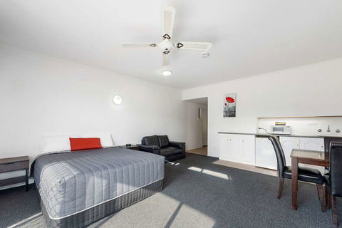 Comfort Inn & Suites Riverland - Accommodation Australia 7