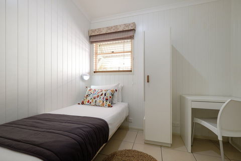 Barney Beach Accommodation Centre - Local Tourism 5
