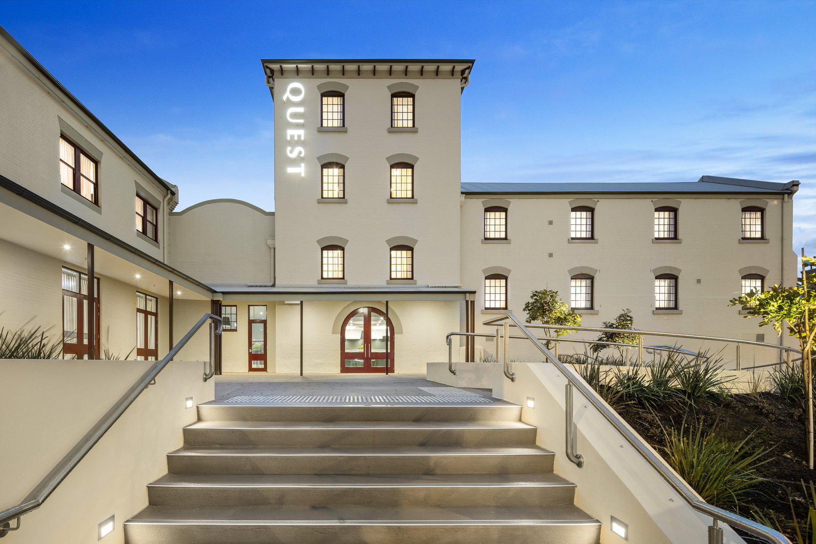 The Hill NSW Accommodation Australia