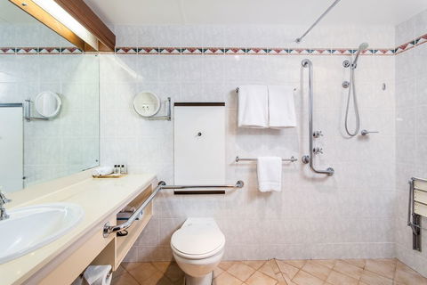 Adelaide Inn - Accommodation Australia 2