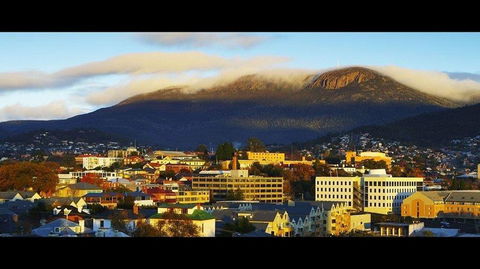 Lenna Of Hobart - Australia Shopping 2