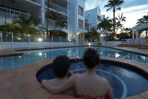 Santorini Holiday Apartments - Local Tourism 0