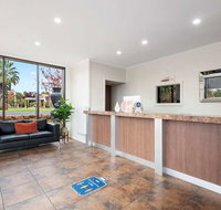 Comfort Inn Deakin Palms - Accommodation Australia