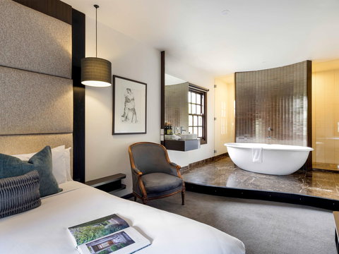 Peppers Mineral Springs - Australia Shopping 1