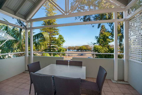 Broadwater Resort Apartments - Local Tourism 0
