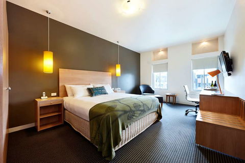 Rydges St Kilda Melbourne - Local Tourism 2