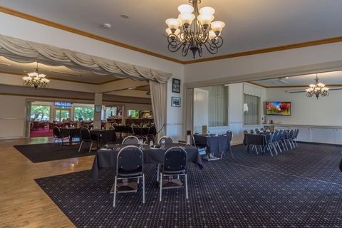 Black Gold Country Cabins and Motel - Accommodation Australia 7