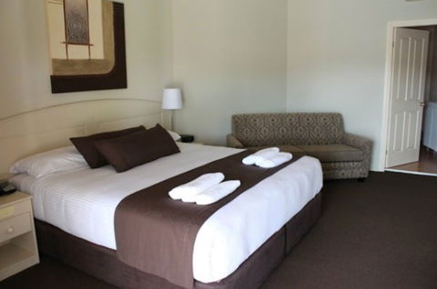 The Bowen Inn Motel - Accommodation Australia 4