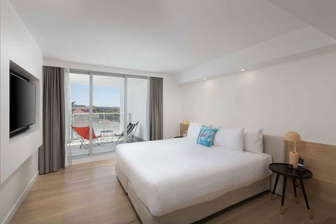 QT Bondi - Local Tourism 10
