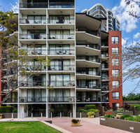 The Docks On Goodwin - Accommodation Australia