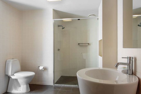 Evolution Apartments - Local Tourism 3