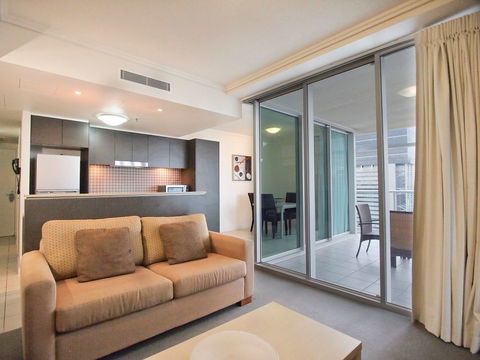 Oaks Casino Towers - Accommodation Australia 2