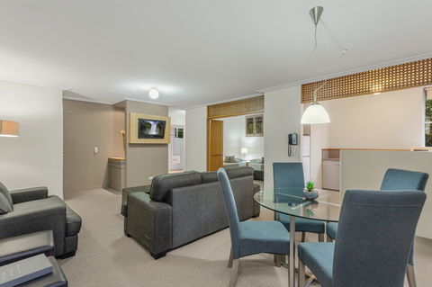 The Airport International Motel - Accommodation Australia 7