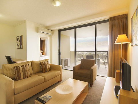 Oaks 212 Margaret - Accommodation Australia 3