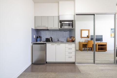 Aligned Corporate Residences Mackay - Bed n Breakfasts 9