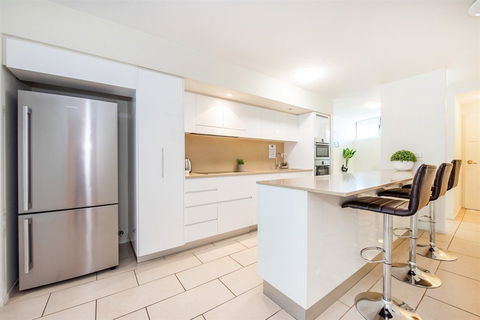 Lanai Riverside Apartments - Accommodation Australia 12