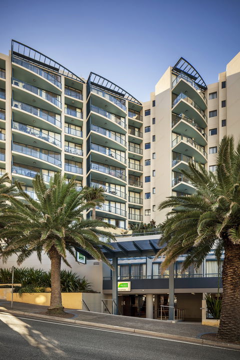 Quest Cronulla Beach - Local Tourism 0