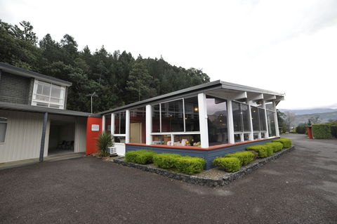 Silver Hills Motel - Accommodation Australia 2