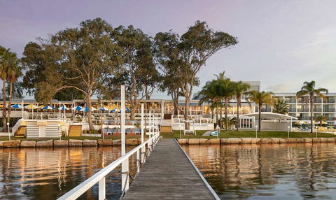 The Beachcomber Hotel & Resort - Local Tourism 0