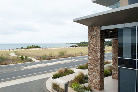Wyndham Resort Torquay - Local Tourism 1