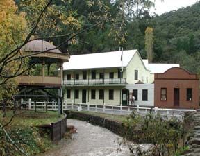 Walhalla's Star Hotel - Accommodation Australia 0