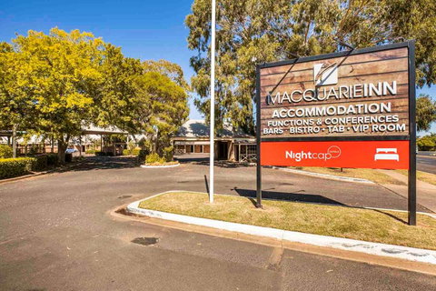 Macquarie Inn - Australia Shopping 0
