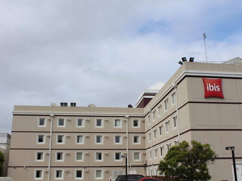 Ibis Newcastle - Accommodation Australia 2