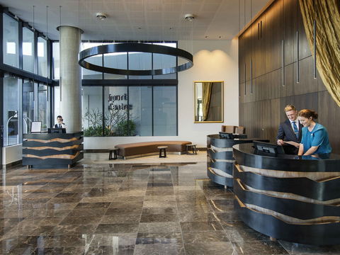 Pullman Brisbane Airport Hotel - Local Tourism 0