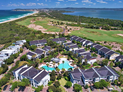 Pullman Magenta Shores Resort - Local Tourism 0