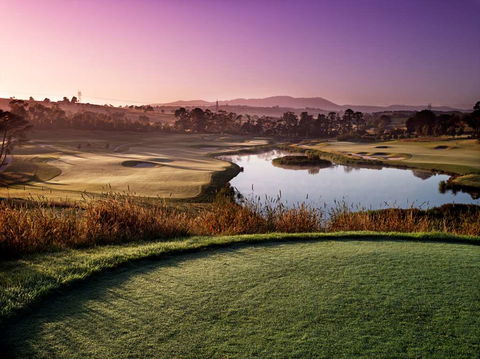 Yarra Valley Lodge - Local Tourism 0