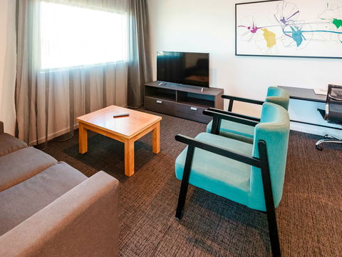 Mercure Sunshine Coast Kawana Waters - Australia Shopping 17