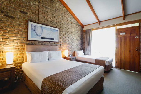 The Lodge by Haus - Accommodation Australia 3