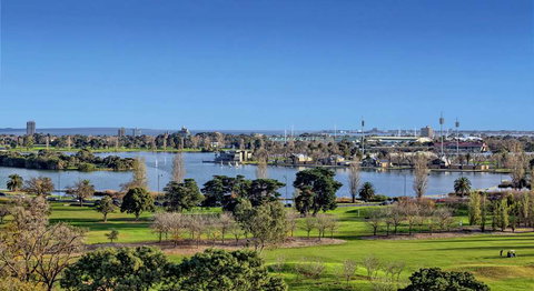 Bayview Eden Melbourne - Local Tourism 2