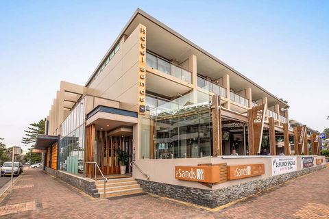Narrabeen Sands Hotel By Nightcap Plus - Accommodation Australia 1