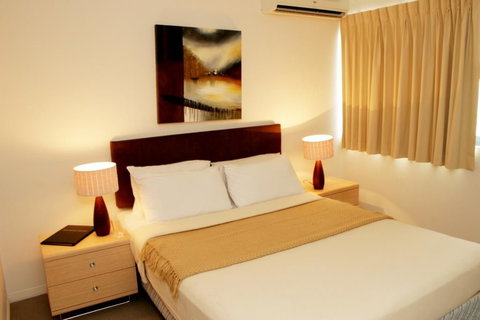 Gabba Central Apartments - Bed n Breakfasts 1