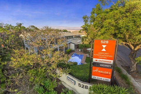 The Airport International Motel - Accommodation Australia 0