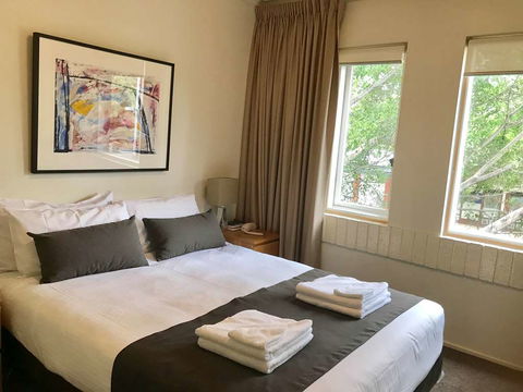 DressCircle Apts - Archer St - Local Tourism 0